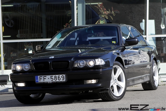 BMW 728i  E38  2.8i 193 ZS