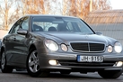 MERCEDES BENZ  E240  AVANTGARDE