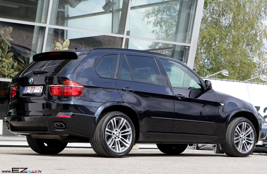 BMW X5 4.0D 306 ZS M-SPORTPAKET | EZ AUTO