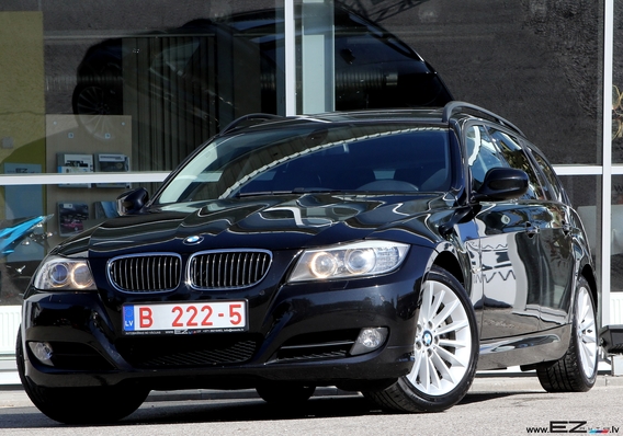 BMW 330D TOURING FACELIFT