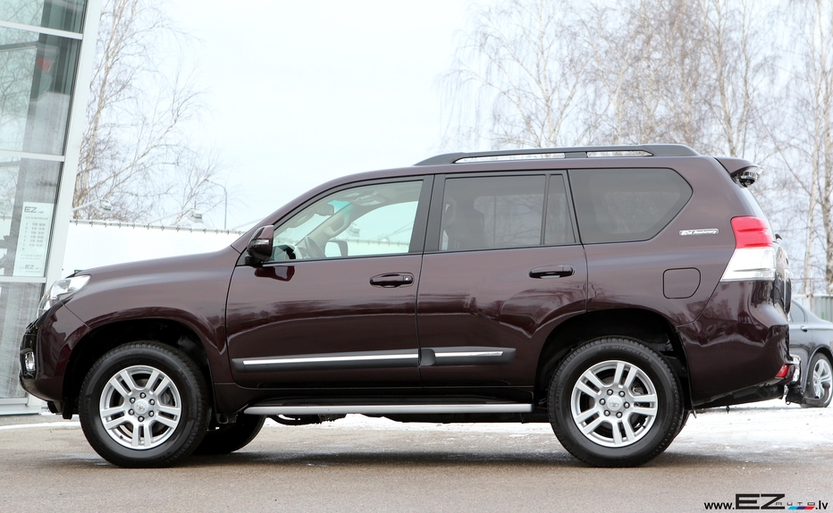 TOYOTA LAND CRUISER 60TH ANNIVERSARY | EZ AUTO