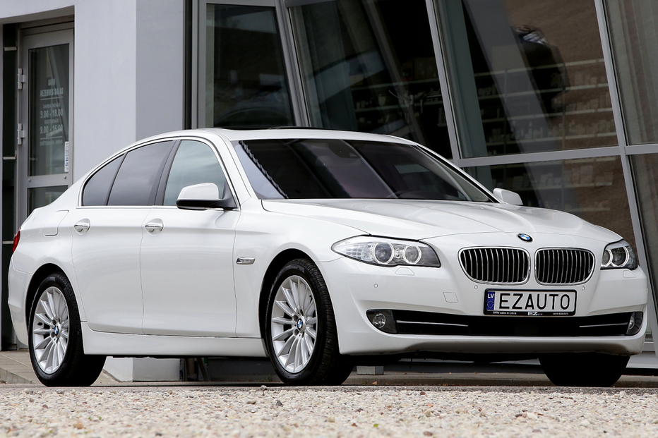 BMW 530D F10 3.0D 245ZS ALPINWEISS III | EZ AUTO