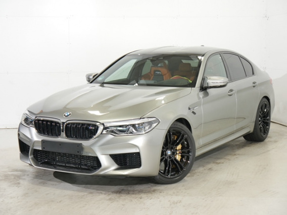 BMW M5 F90 4.4i V8 600ZS M CARBON CERAMIC BRAKES M DRIVERS PACKAGE WARRANTY
