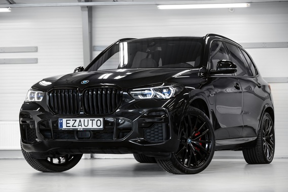 BMW X5 G05 45E 394ZS X-DRIVE M-SPORTPAKET SKY LOUNGE  AIR SUSPENSION SOFT CLOSE M SHADOW LIGHTS M RED BRAKES  