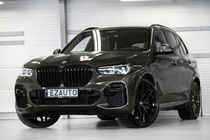 BMW X5 G05 45E 394ZS X-DRIVE M-SPORTPAKET AIR SUSPENSION BOWERS&WILKINS SKY LOUNGE MASSAGE FUNCTION M SHADOW LIGHTS ACTIVE STEERING 