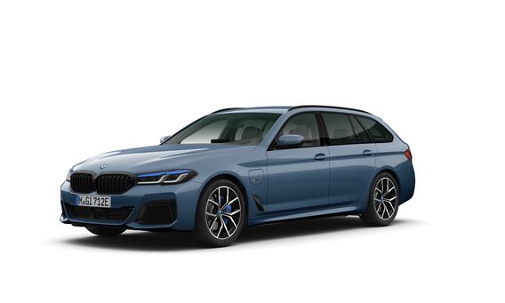 BMW 530E G31 292ZS X-DRIVE M-SPORTPAKET PRO FACELIFT M SHADOW LIGHTS PARKING ASSIST PLUS DRIVING ASSIST PRO HEAD UP COMFORT ACCESS 