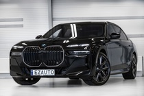BMW 740D G70 299ZS X-DRIVE M-SPORTPAKET PRO INDIVIDUAL EXECUTIVE LOUNGE PACKAGE FOND ENTERTANIMENT BOWERS&WILKINS SKY LOUNGE ACTIVE STEERING WARRANTY    